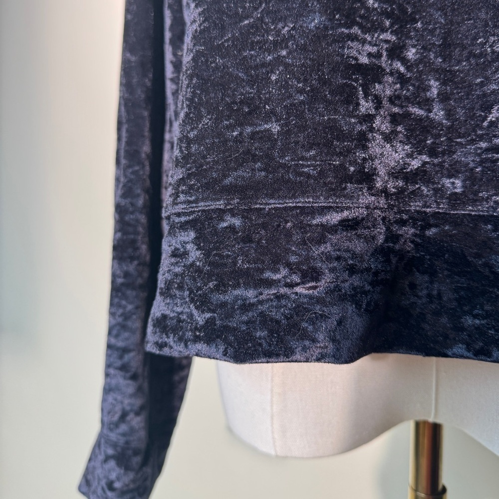 Black Lululemon Crushed Velvet Long Sleeve Warm Down Crewneck Top - Picture 7 of 7